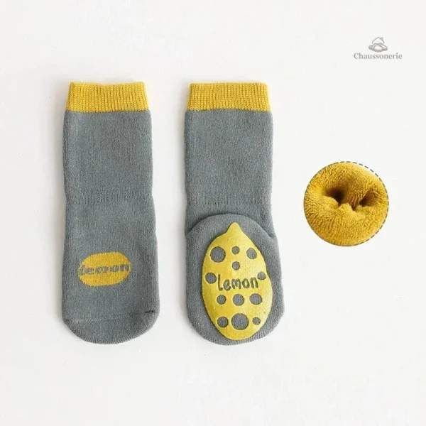Chaussettes enfants, sécurité et confort au quotidien
