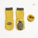 Chaussettes antidérapantes pour petits, style et sécurité