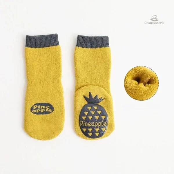Chaussettes antidérapantes pour petits, style et sécurité