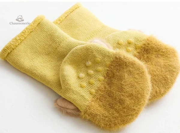 Chaussons chaussettes bébé confort doux