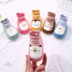 Chaussettes chaussons pour les tout-petits