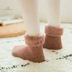 Chaussettes chaudes femme, idéales pour l'hiver