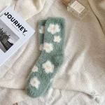 Chaussettes tendance pour femmes modernes