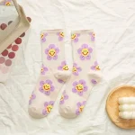 Chaussettes fleuries, un choix stylé pour femmes