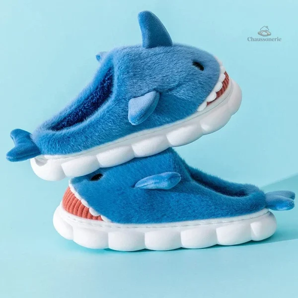 Chausson animalier requin pour femme