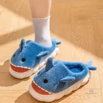 Chaussons originaux femme en forme de requin