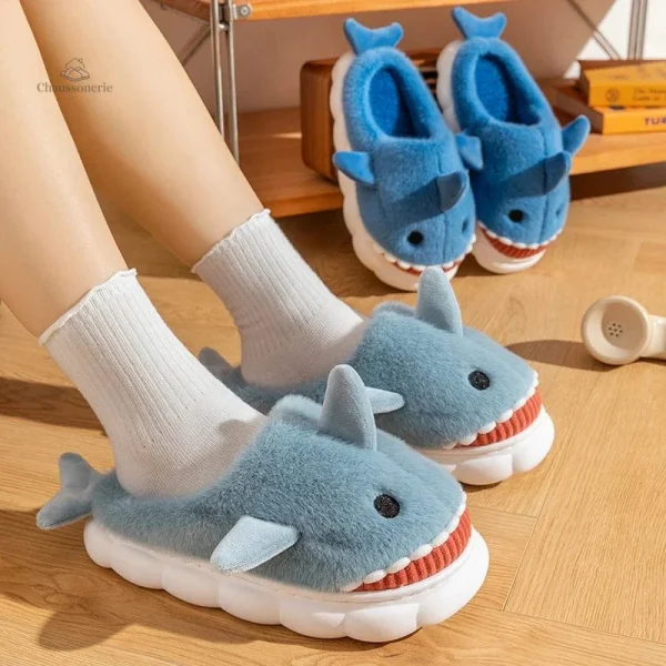 Chausson Animal Femme Requin - vue 3