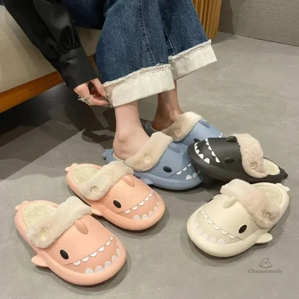 Chaussons Femme - Style Requin pour un look ludique