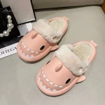 Chausson Femme - Requin, l'originalité à vos pieds