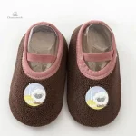 Chaussons antidérapants pour premiers pas des bébés