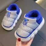 Chaussons chauds pour enfants, design bottes amusantes
