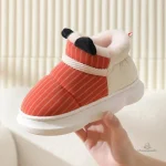 Chaussons en forme de botte pour garçon