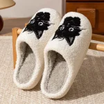 Chaussons d'hiver femme avec design de chat amusant
