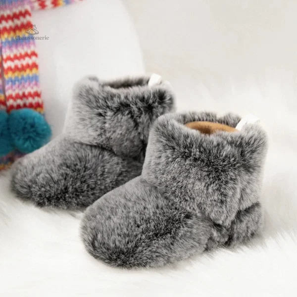 Chausson Chaud Bébé en matériau doux et confortable