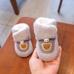 Chausson souple en forme de pantoufle