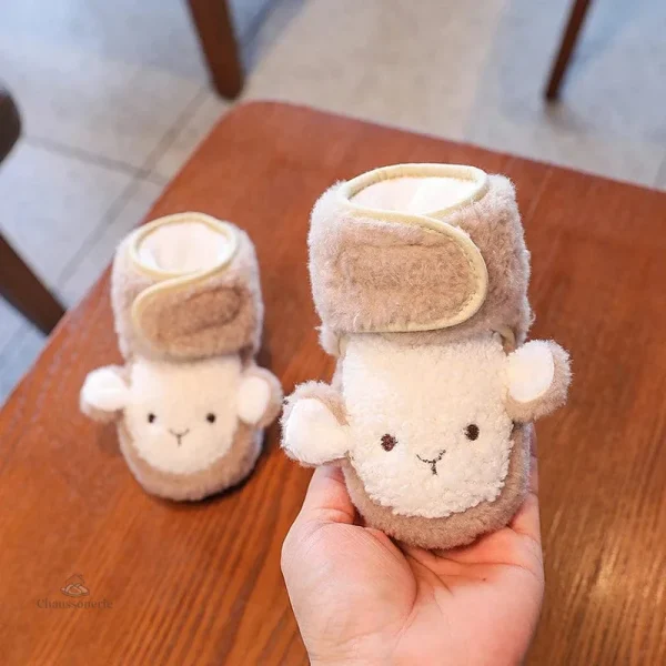 Chausson pour bébé en hiver