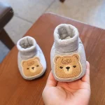 Chausson bébé en fourrure douce