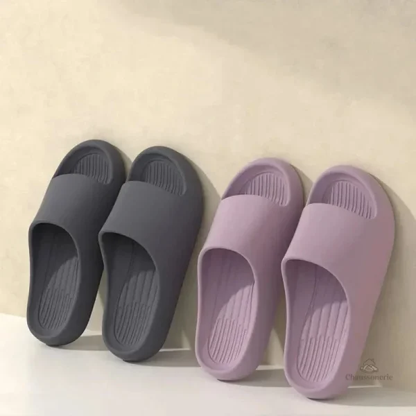 Claquettes adaptées aux adultes et enfants, confort optimal