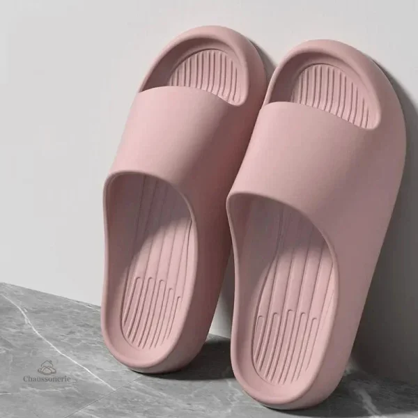 Chausson stylé et pratique, disponible en plusieurs tailles