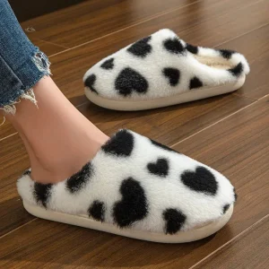 Chaussons chauds pour femme - design petits coeurs