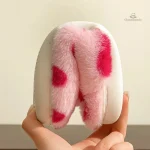 Chausson doux pour femme avec un motif de coeurs