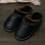 Chausson élégant en cuir synthétique pour homme