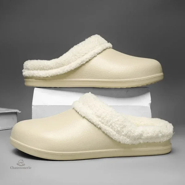 Chausson en cuir synthétique pour détente à la maison