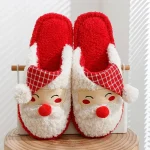 Chaussons festifs pour femmes - Motif Père Noël