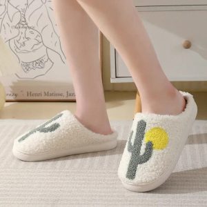 Chausson douillet en forme de cactus pour femme