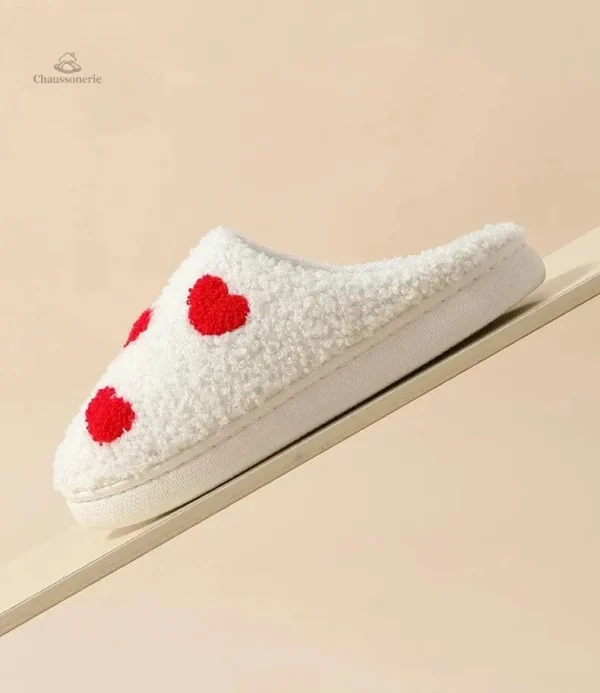 Chausson douillet avec design féminin, parfait pour l'hiver