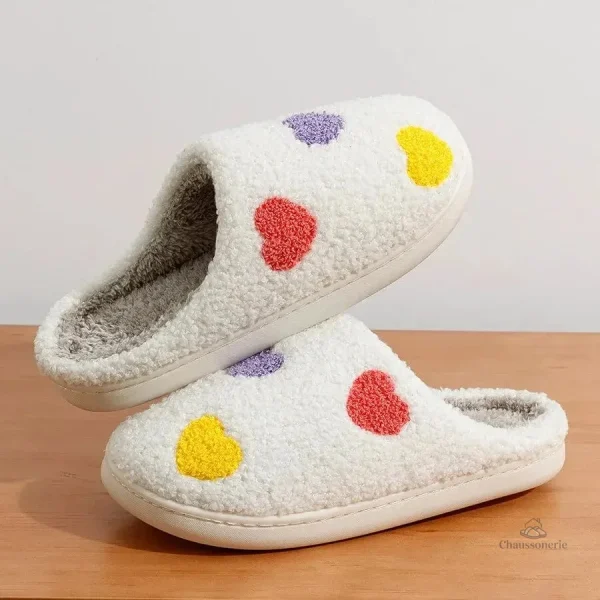 Chausson Femme Hiver avec motifs de petits cœurs