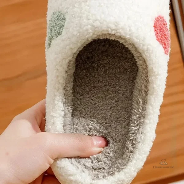 Chausson coloré et cosy pour femme en hiver