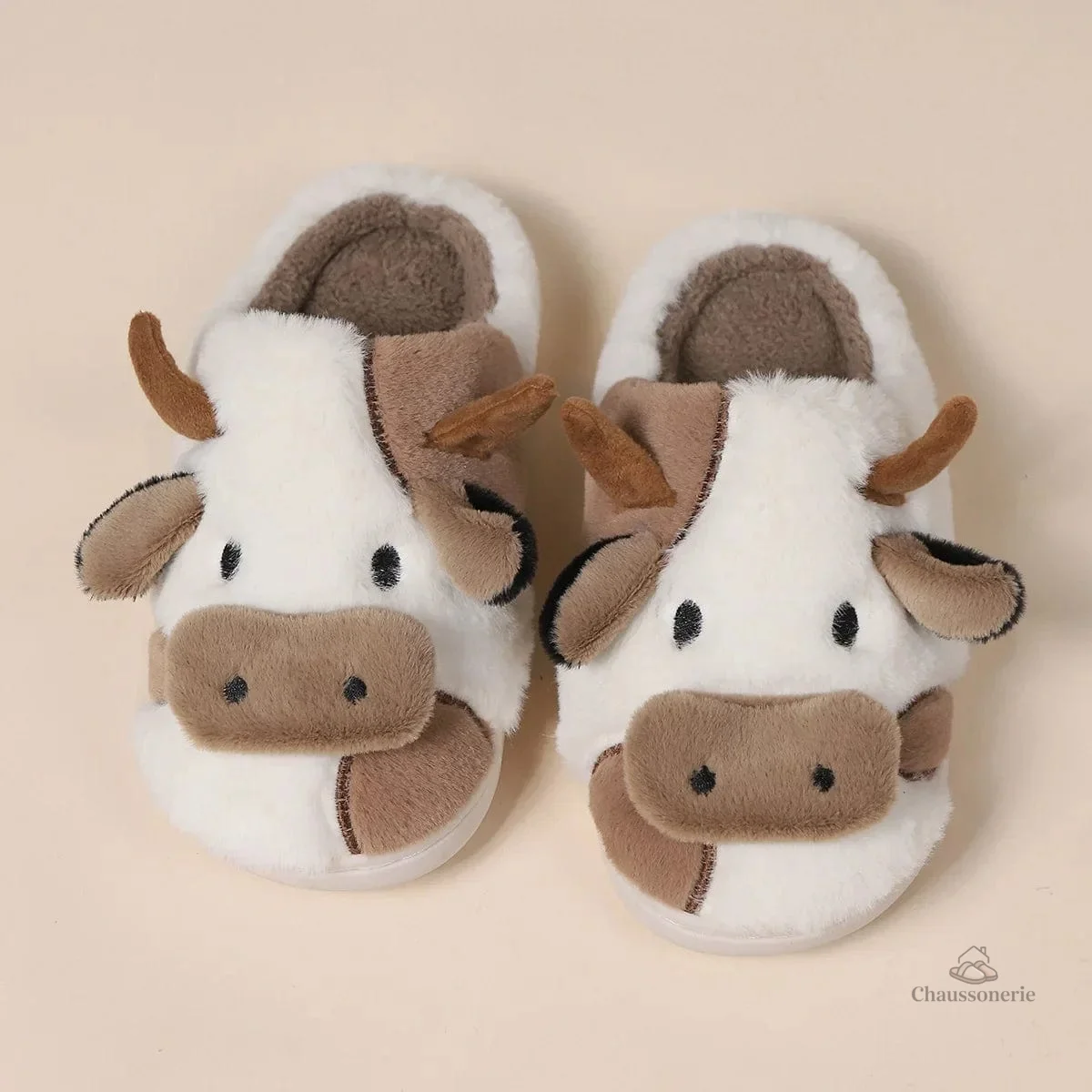 Chaussons rigolos vache, parfaits pour la maison