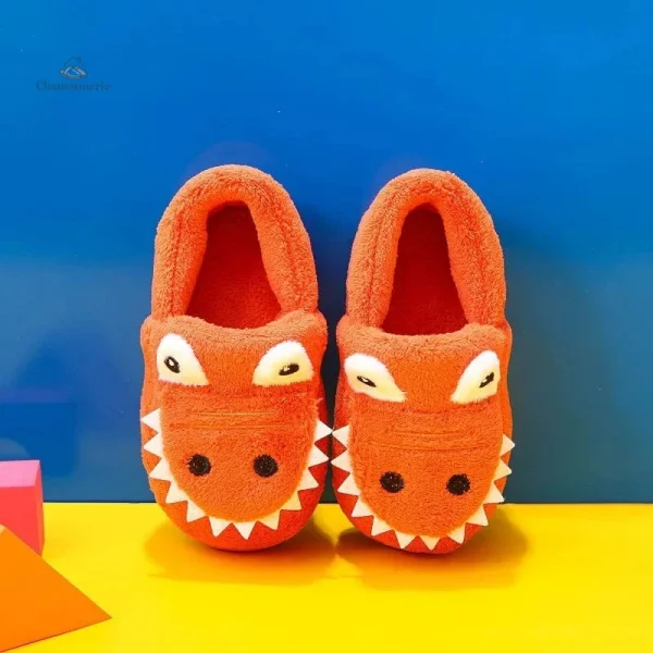 Chaussons en forme de croco pour enfants, couleur vive
