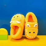Chaussons garçon confortables, motif crocodile original