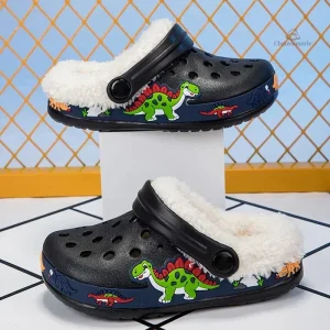 Chaussons garçon confortables en style Crocs
