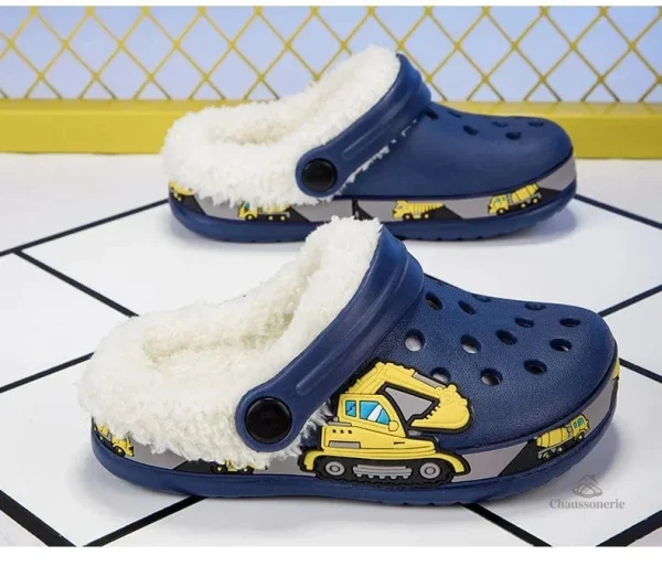 Chaussons Crocs pour un look décontracté enfantin
