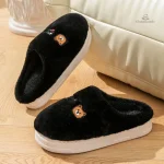 Chausson doux pour femme avec design ourson