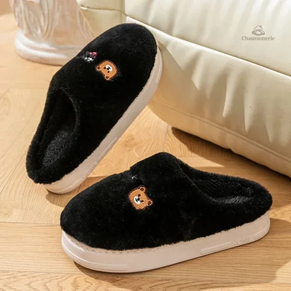 Chausson doux pour femme avec design ourson