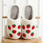 Chausson Fantaisie Femme - Strawberry en forme de fraise