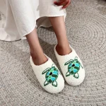 Chausson Femme au Design de Tortue