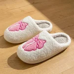 Chausson hiver avec nœud pour un style charmant