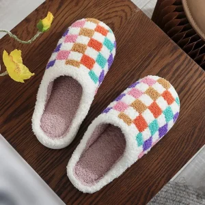 Chaussons à carreaux pour femme au design unique