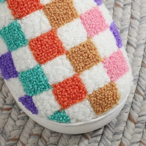 Chaussons avec imprimé à carreaux pour femme