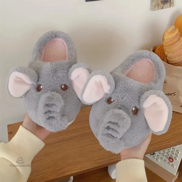 Chaussons rigolos pour femme, design éléphant ludique