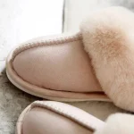 Chaussons douillets, l’accessoire parfait de l’hiver