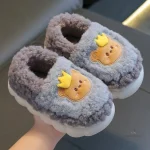 Chaussons pour petites filles, look ludique