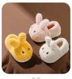 Chausson fillette doux en forme de lapin