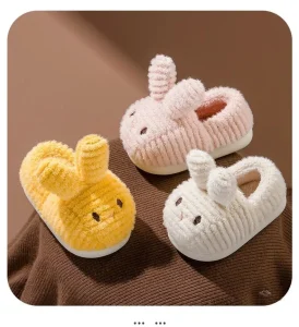 Chausson fillette doux en forme de lapin