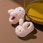 Chaussons fille design lapin pour enfants